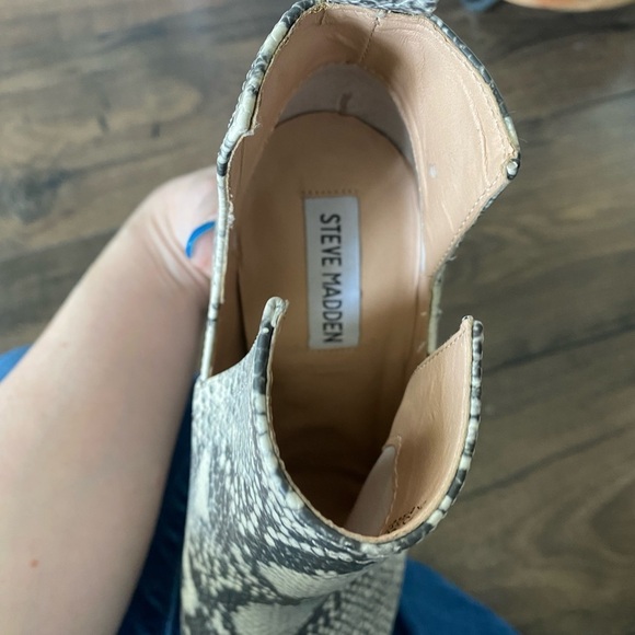 Steve Madden Booties - Picture 4 of 5